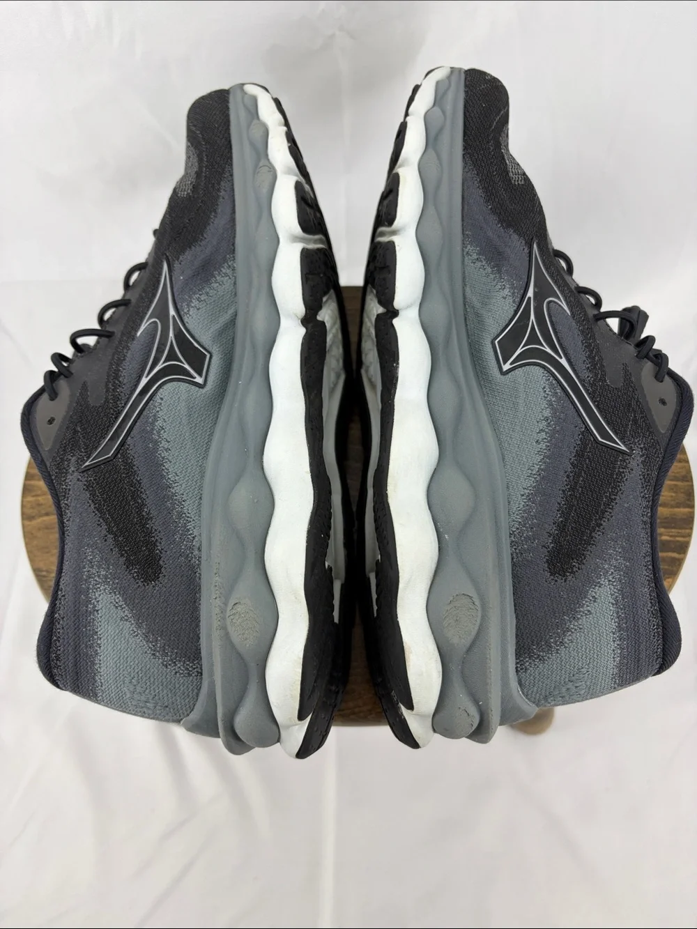 Mizuno Wave Sky 7 Womens Running Shoes w/ Cinch Laces, sz 9